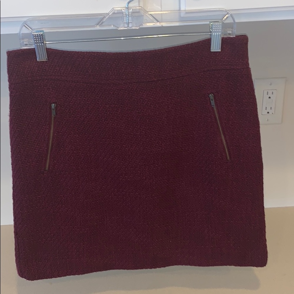 LOFT ANN TAYLOR Burgundy Skirt Size 10